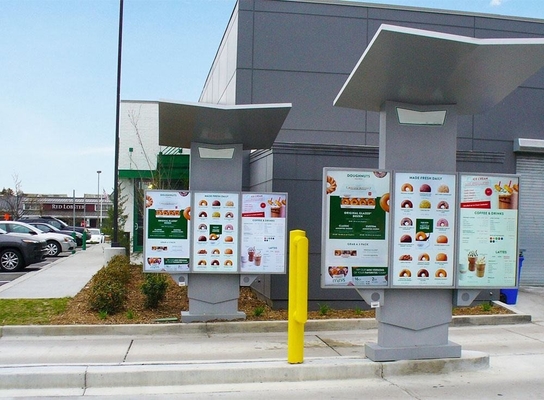 55-дюймовая съемная панель меню для наружного использования IP65 3000Nits LCD цифровые вывески и дисплей с различными методами установки