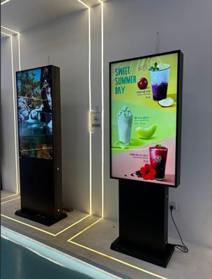 55 дюймов 3000cd/m2 IP65 Ultra Slim Легкий Алюминиевый наружный цифровой дисплей